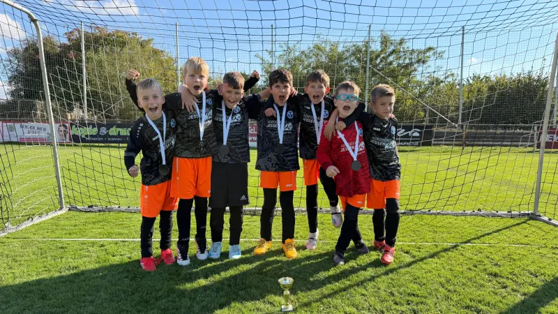 Kampfgeist und Teamstärke: F1 setzt Ausrufezeichen beim Elbepokal