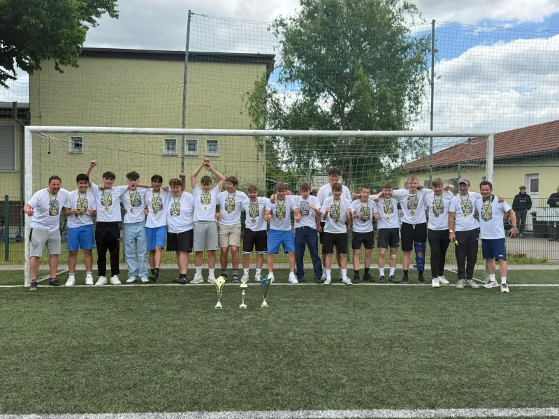 B-JUGEND ERREICHT ALLE SAISONZIELE