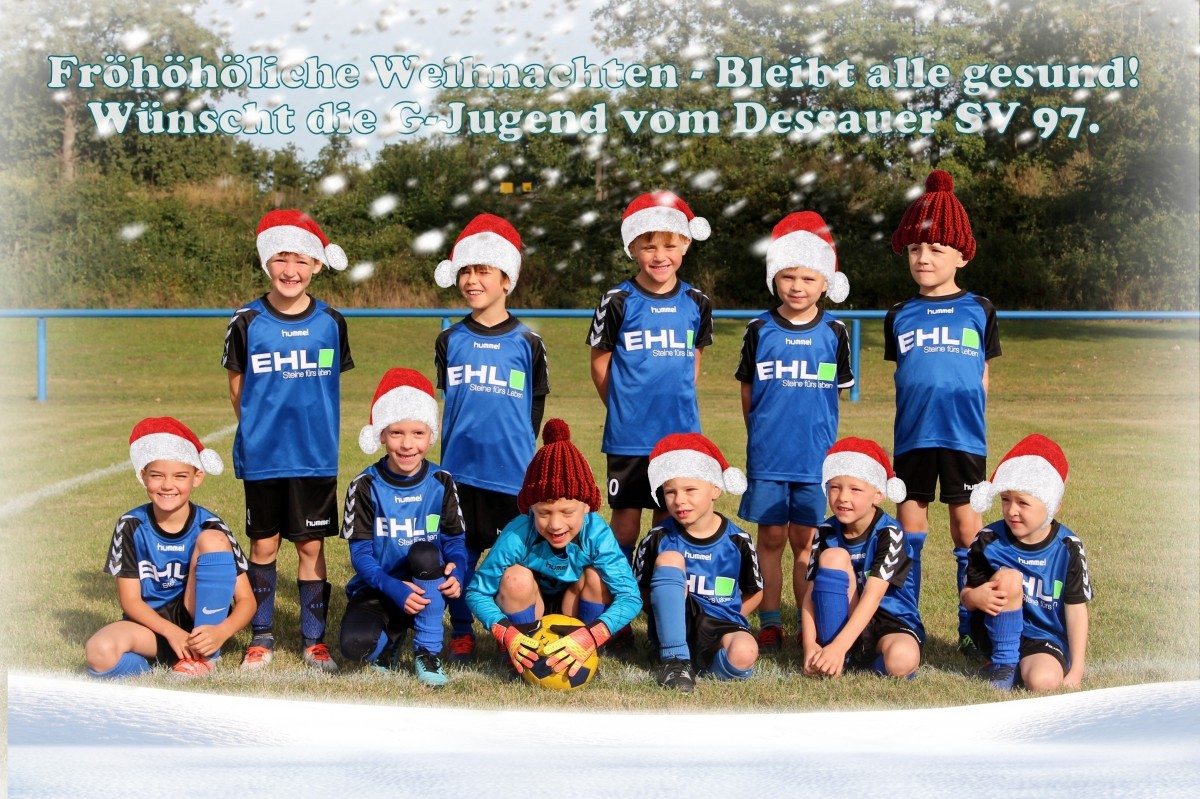 Unsere G-Jugend Bambinis wünschen frohe Weihnachten und einen guten Rutsch!